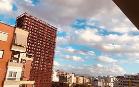 Laureta Central Apartment