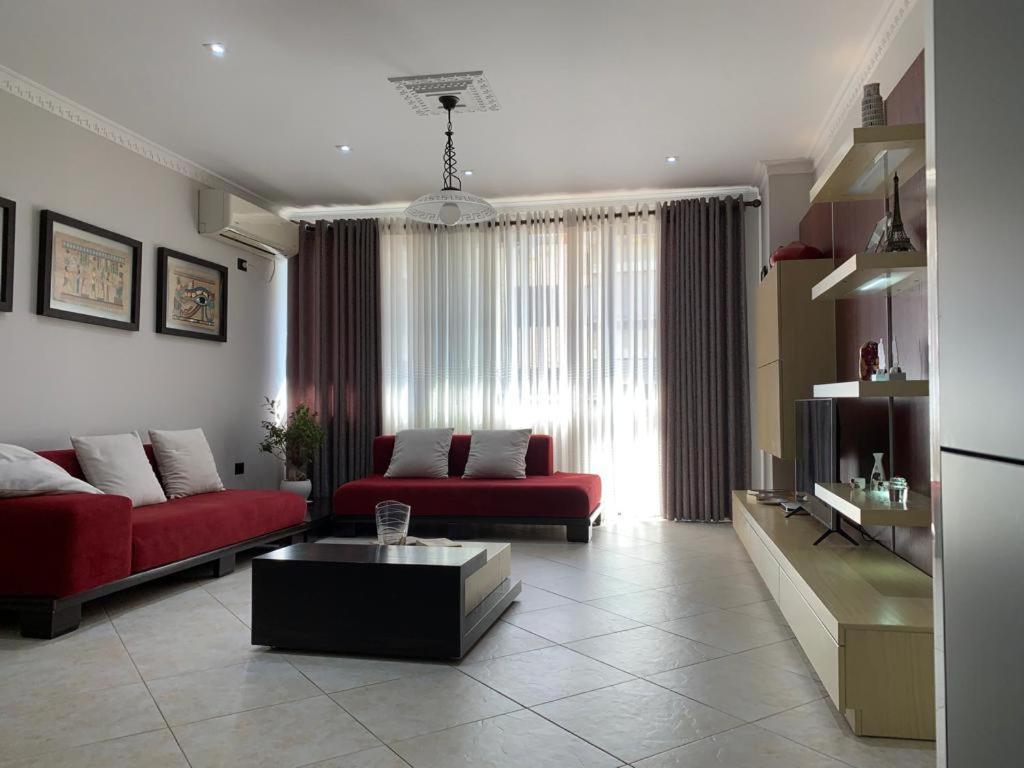 Laureta Central Apartment Tirana Exterior photo