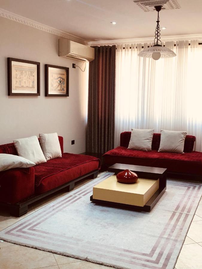 Laureta Central Apartment Tirana Exterior photo