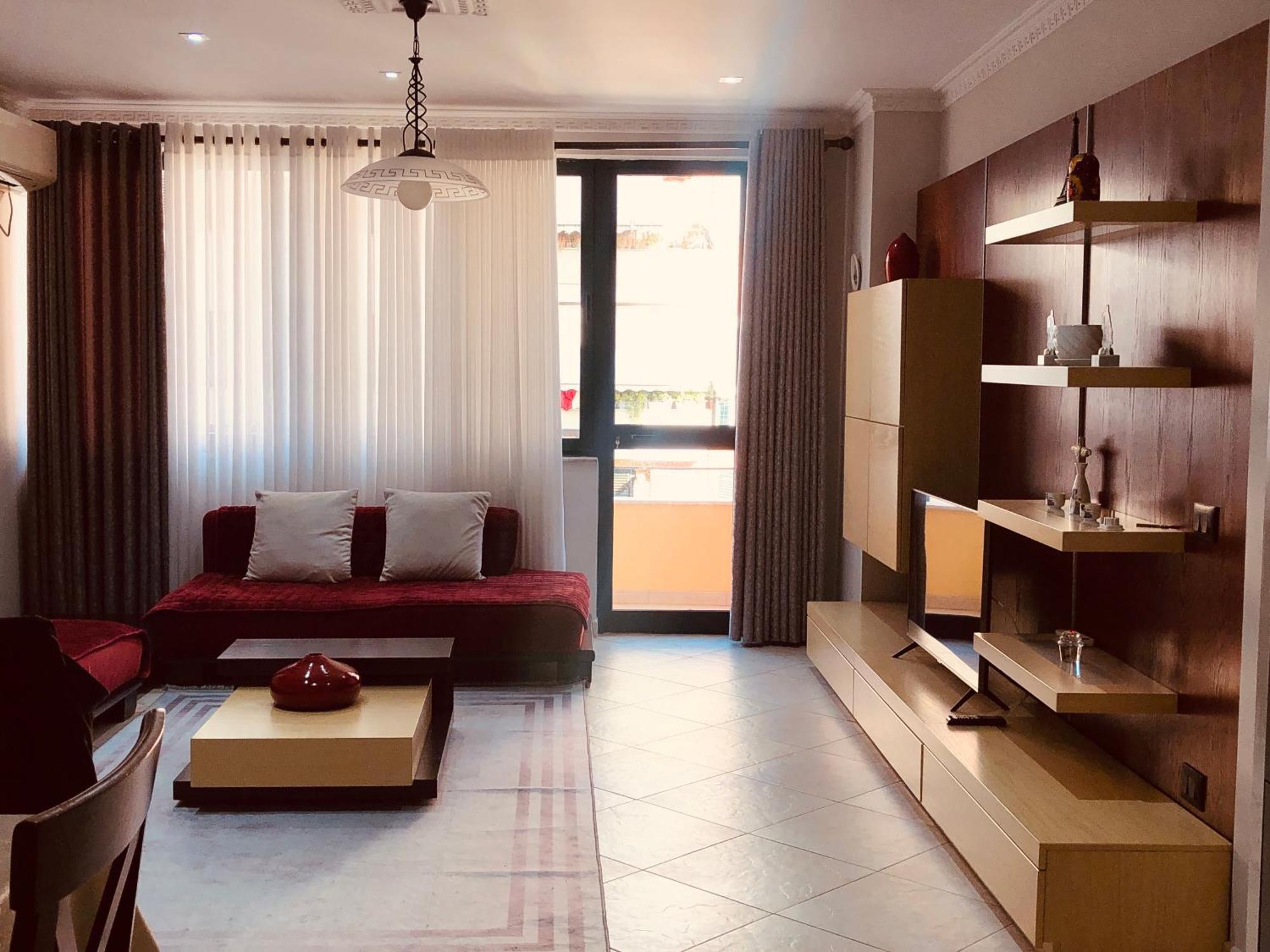 Laureta Central Apartment Tirana Exterior photo